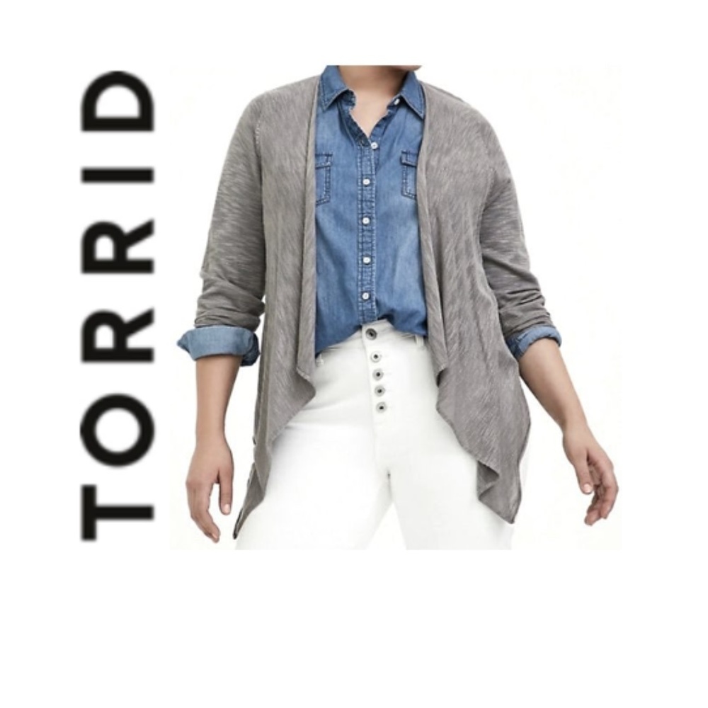 NWT Torrid Size 3 Grey  Drape Front Cardigan